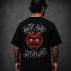 Modelo de costas com camiseta Bones Hoje Não Satanás